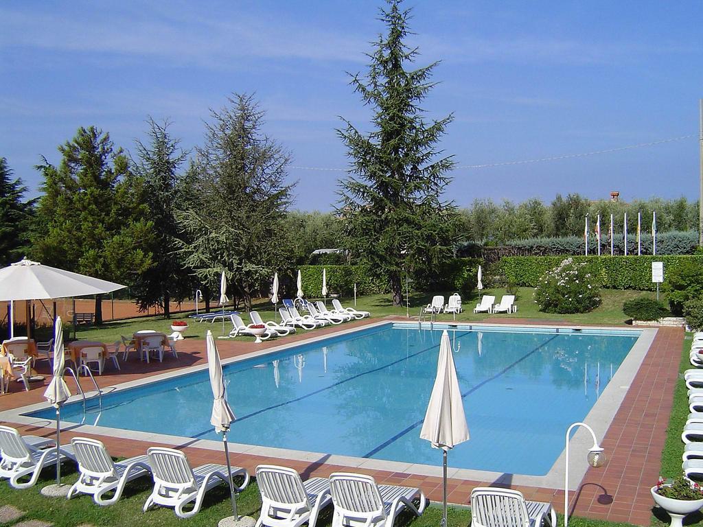 Residence Liana Albisano Torri Del Benaco Ngoại thất bức ảnh