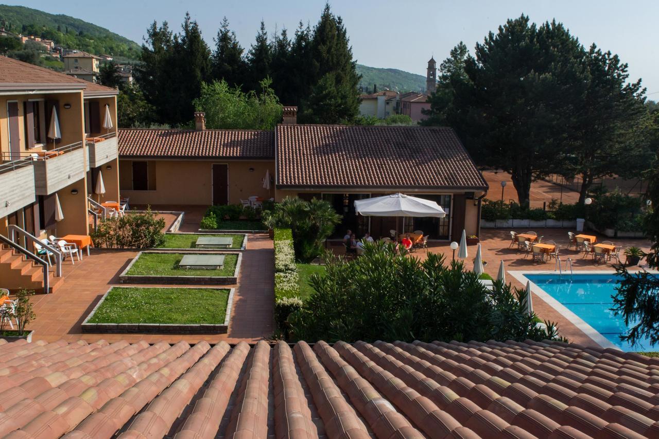 Residence Liana Albisano Torri Del Benaco Ngoại thất bức ảnh