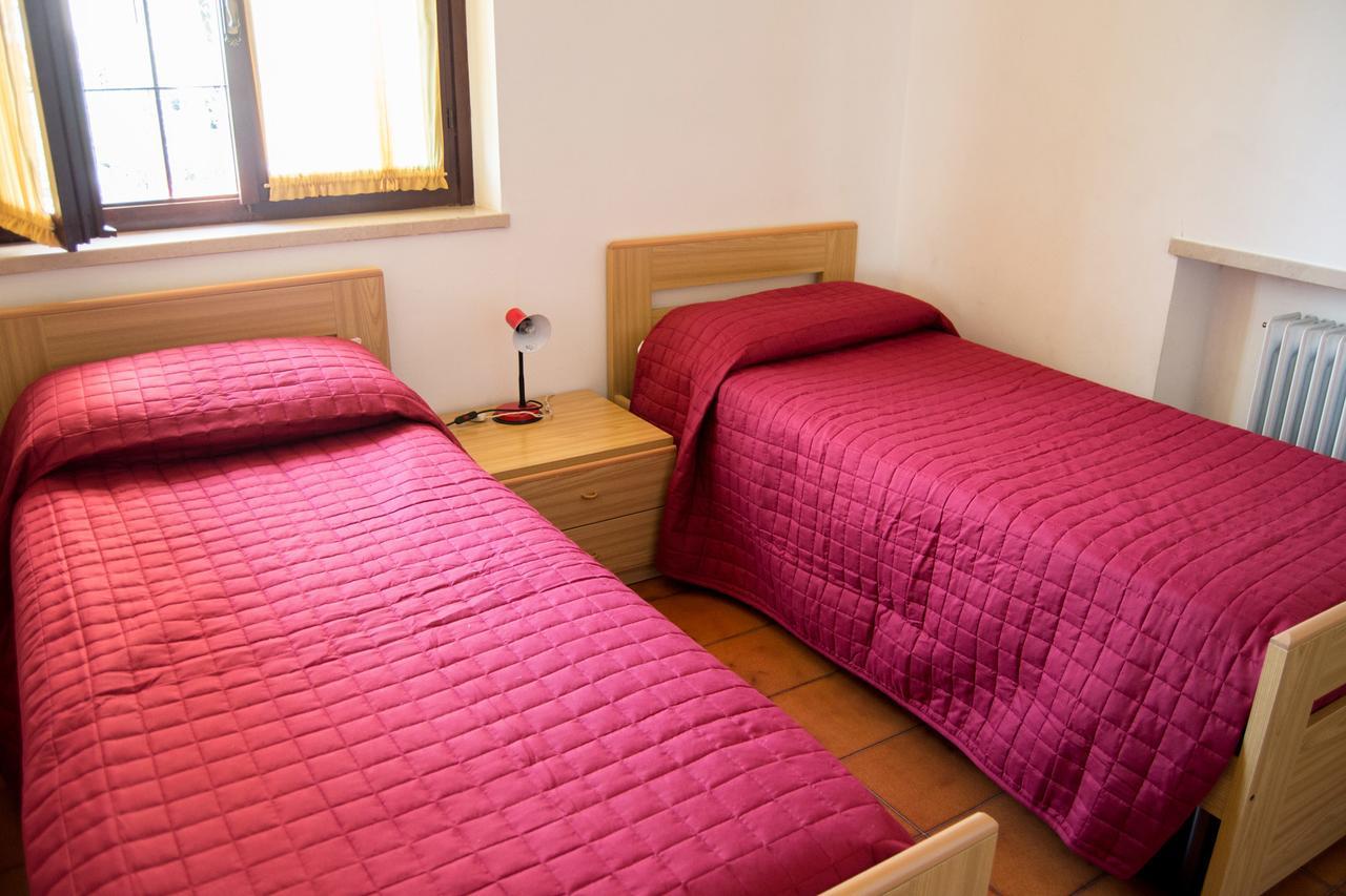Residence Liana Albisano Torri Del Benaco Ngoại thất bức ảnh