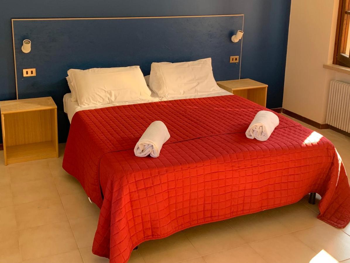 Residence Liana Albisano Torri Del Benaco Ngoại thất bức ảnh